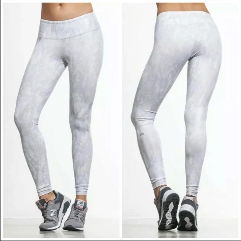 ALO Yoga check out